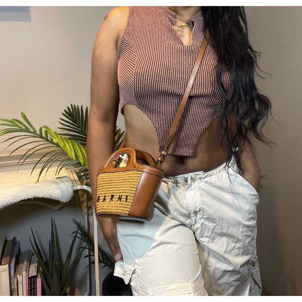 Love J Ripped Crop Top - Picture 4 of 5